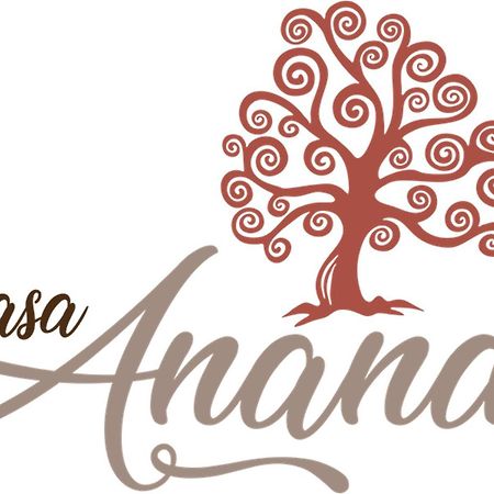 フェルノ Casa Ananda Bed & Breakfast エクステリア 写真
