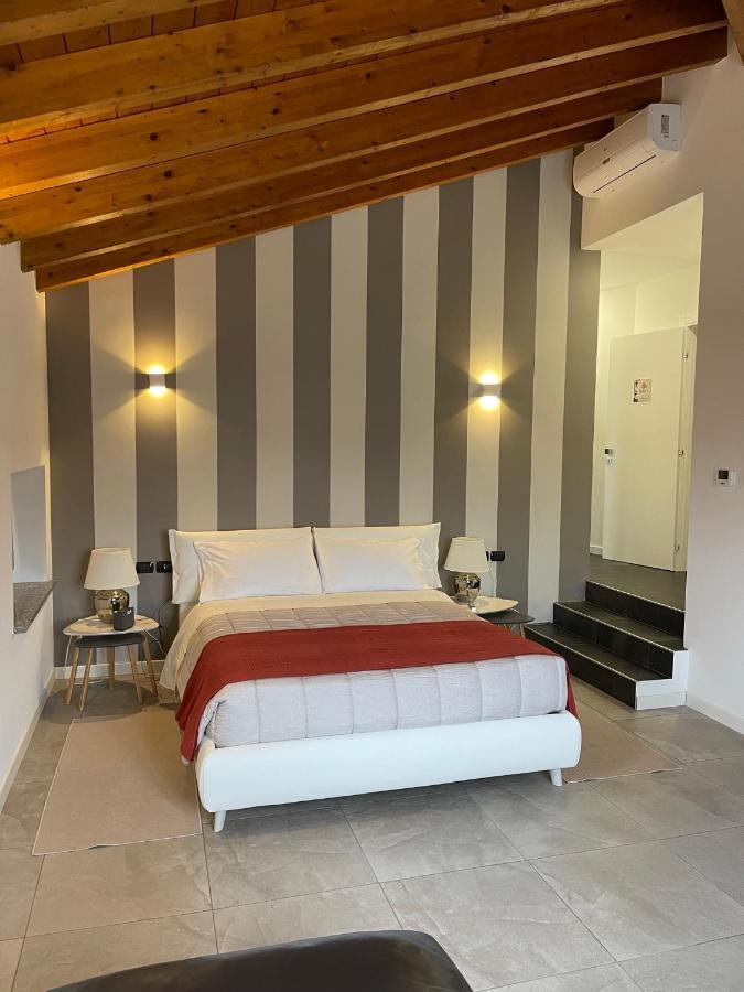 フェルノ Casa Ananda Bed & Breakfast エクステリア 写真