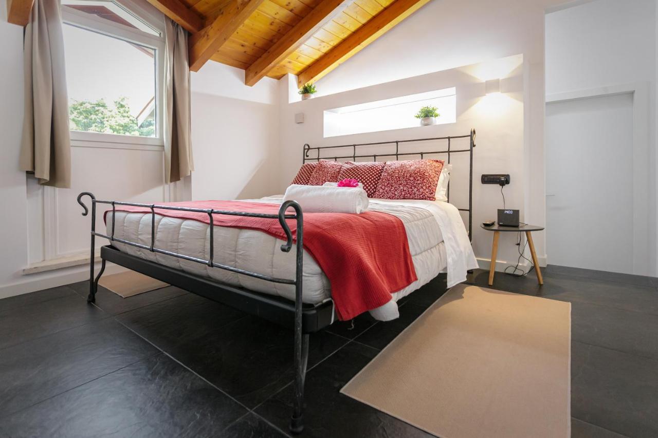 フェルノ Casa Ananda Bed & Breakfast エクステリア 写真