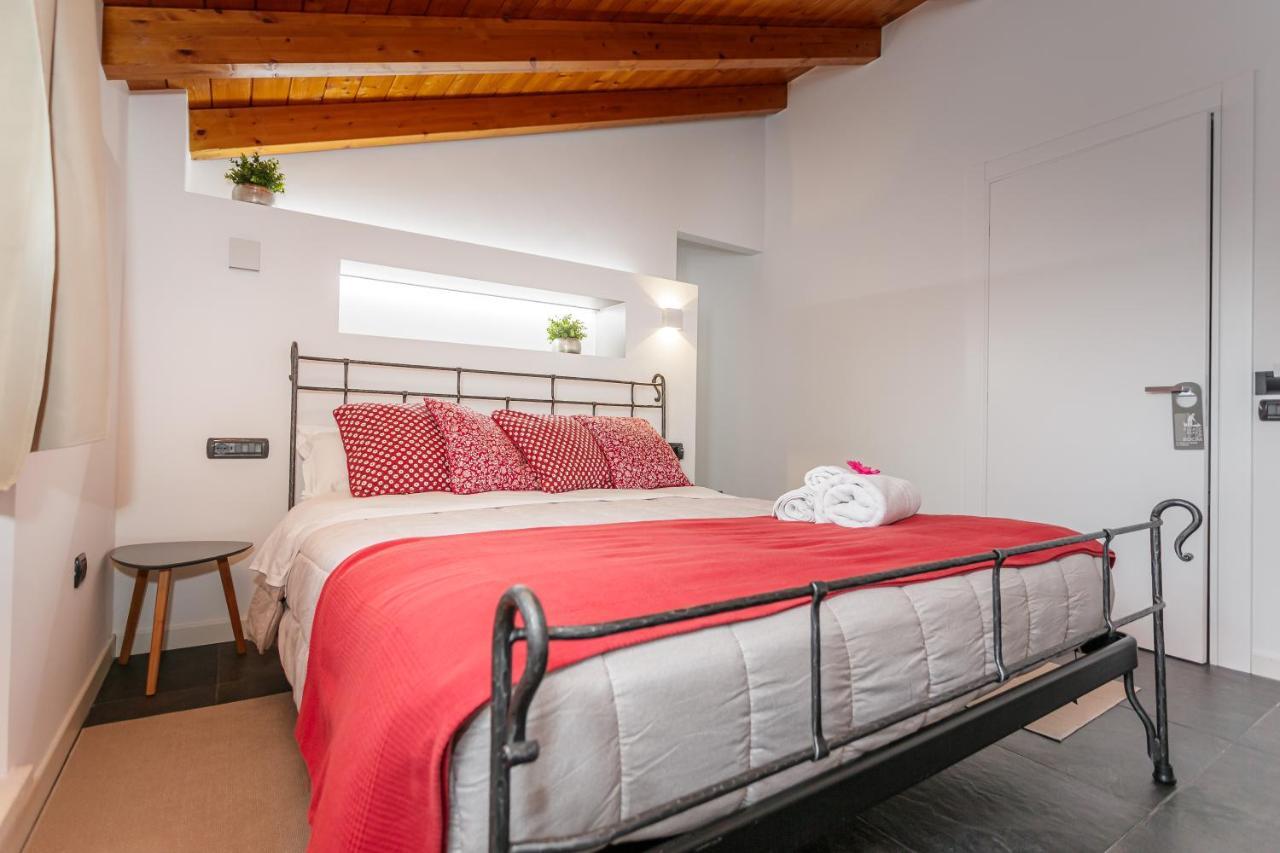 フェルノ Casa Ananda Bed & Breakfast エクステリア 写真