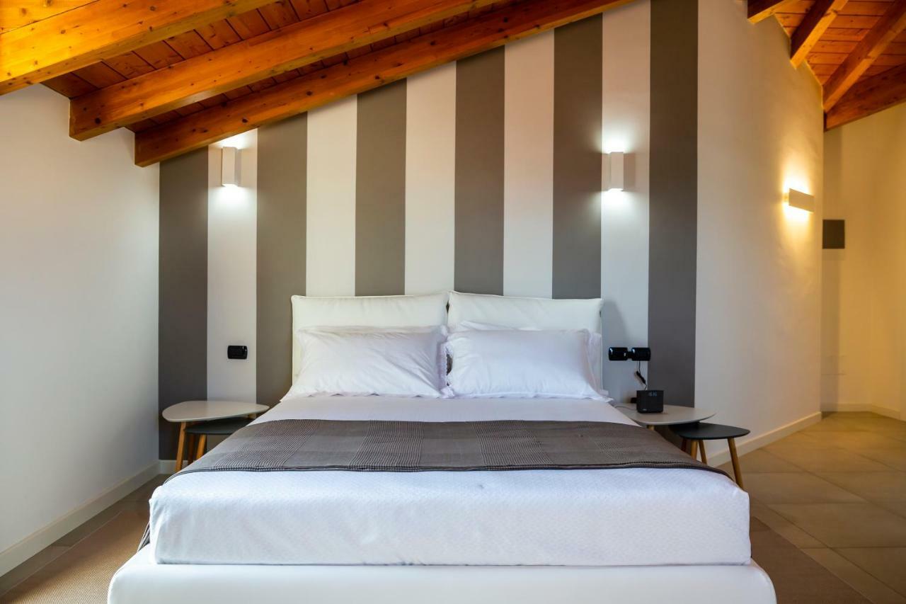 フェルノ Casa Ananda Bed & Breakfast エクステリア 写真