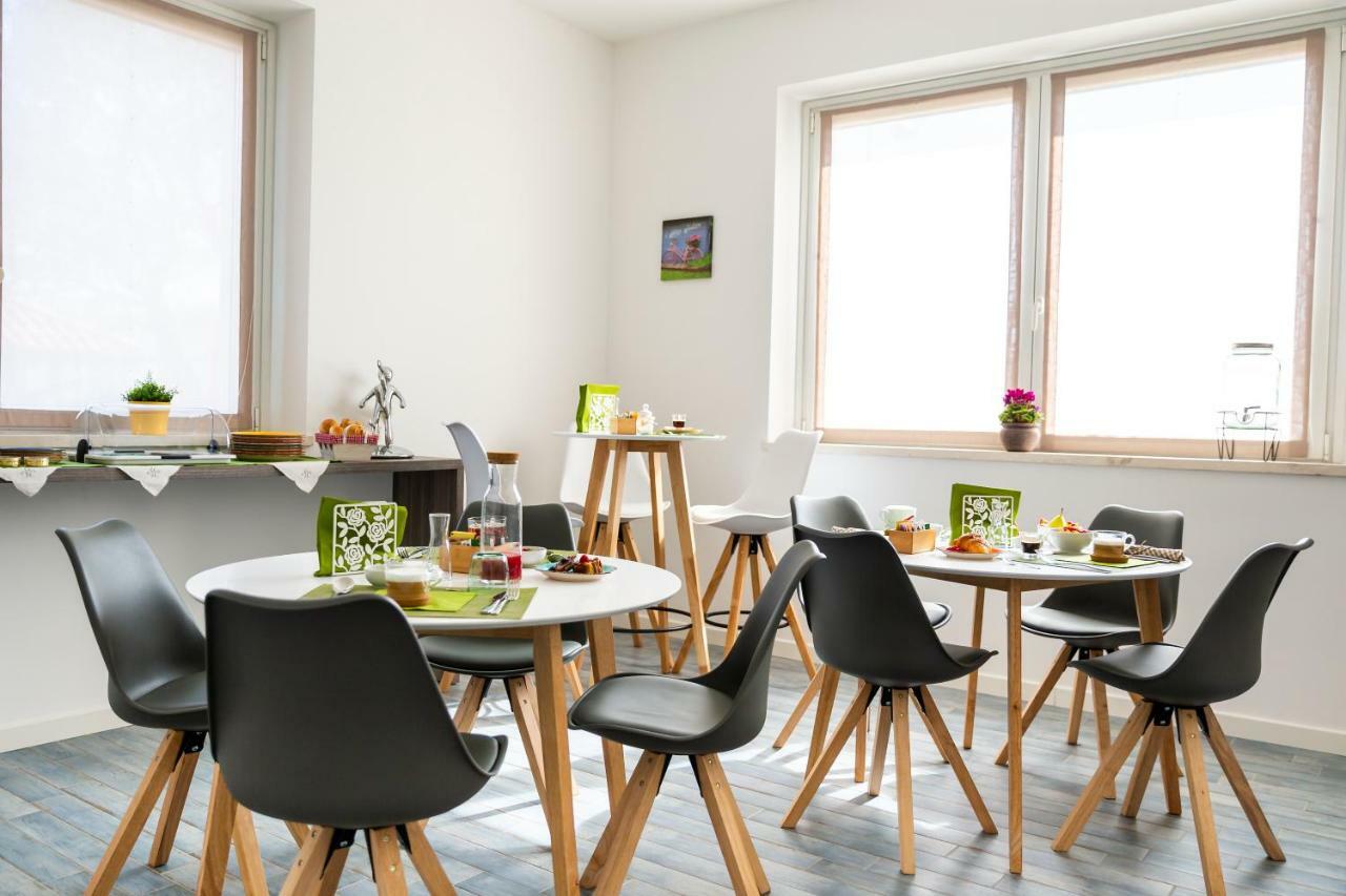 フェルノ Casa Ananda Bed & Breakfast エクステリア 写真