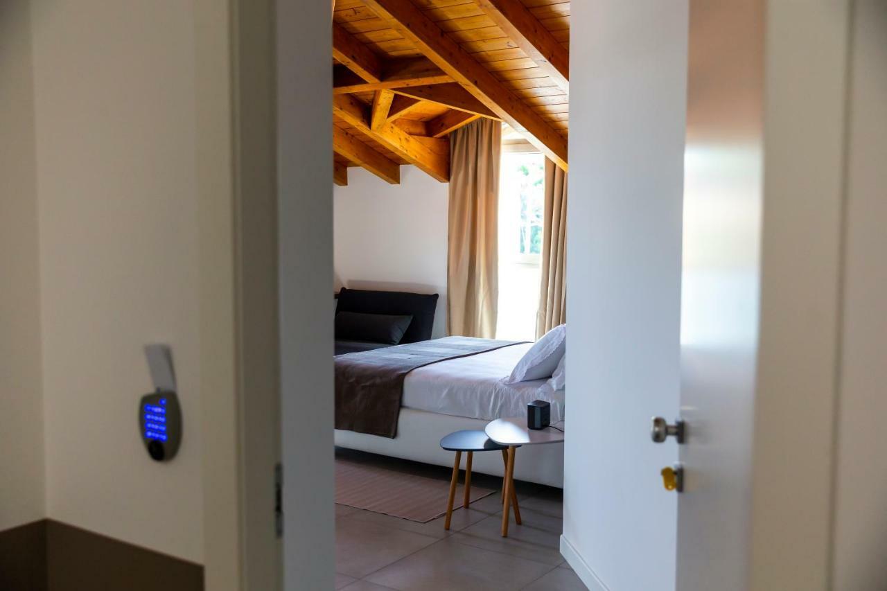 フェルノ Casa Ananda Bed & Breakfast エクステリア 写真