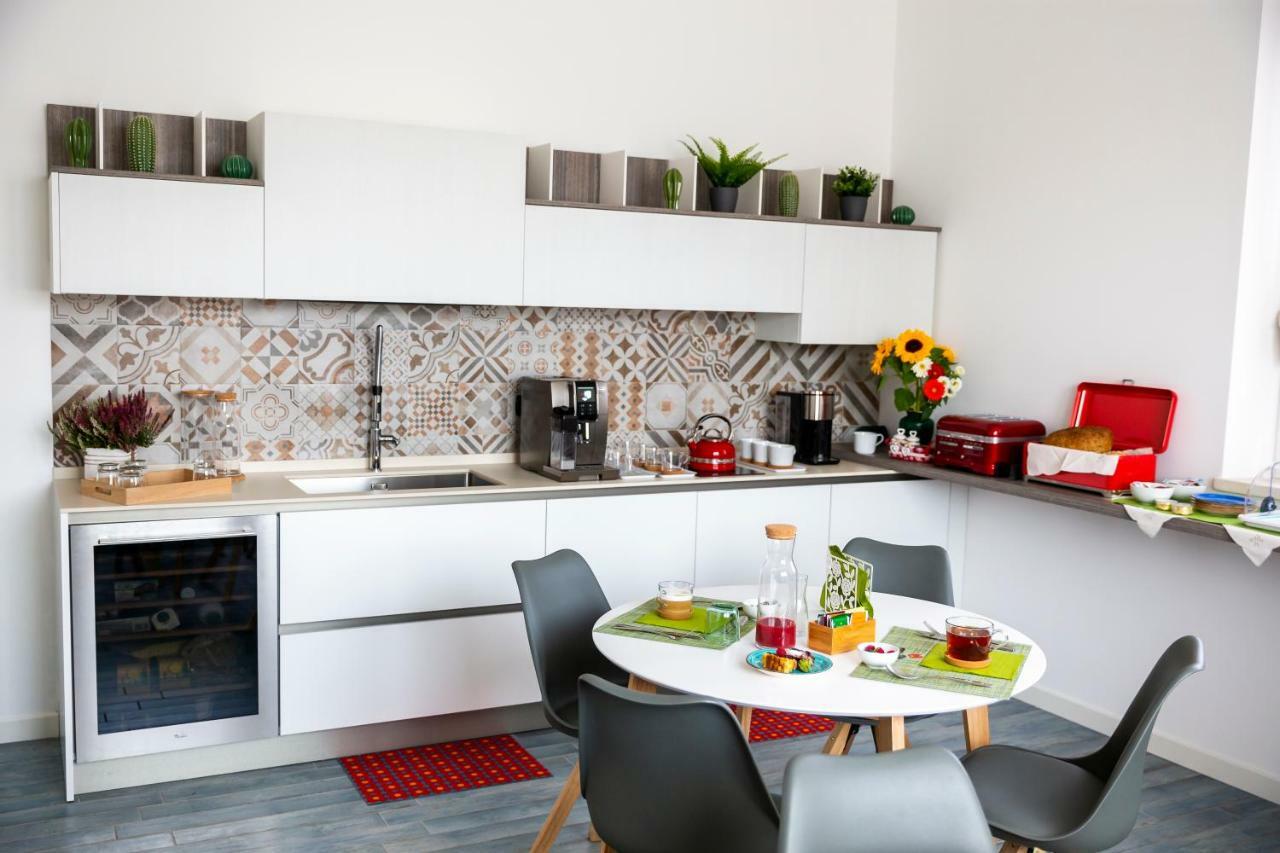 フェルノ Casa Ananda Bed & Breakfast エクステリア 写真