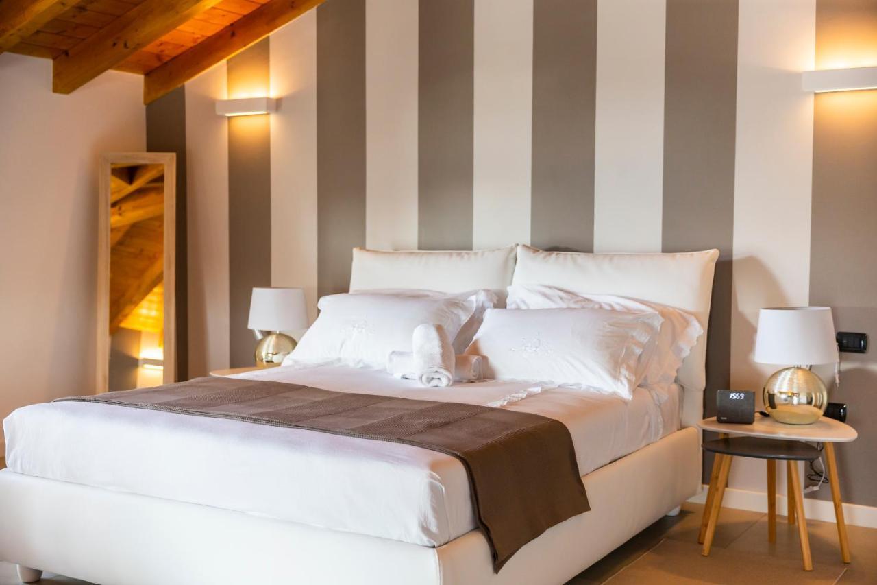 フェルノ Casa Ananda Bed & Breakfast エクステリア 写真